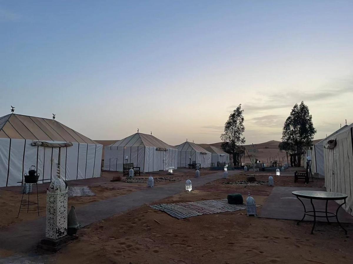 Merzouga Paradise Luxury Camp Exterior photo