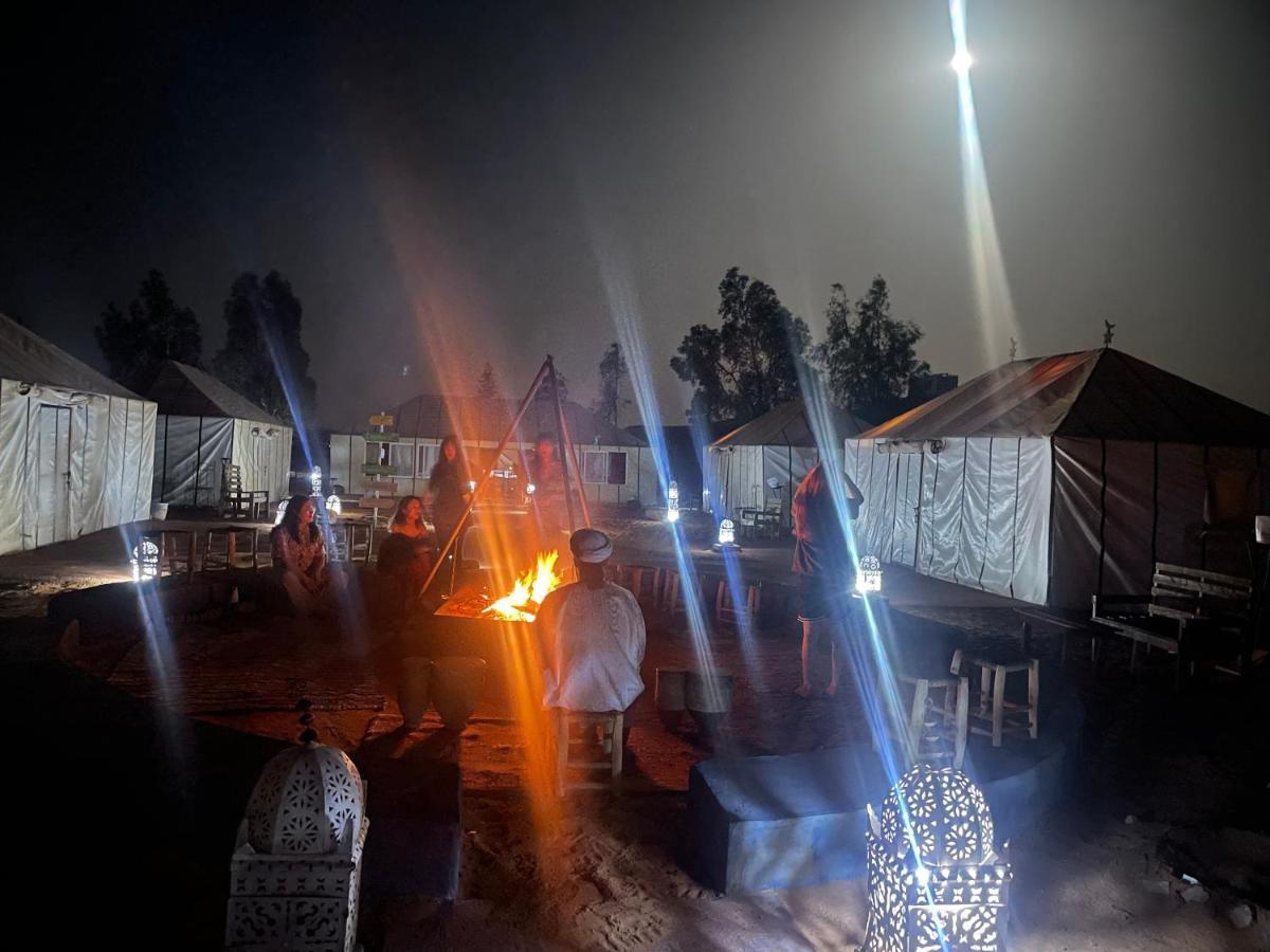 Merzouga Paradise Luxury Camp Exterior photo