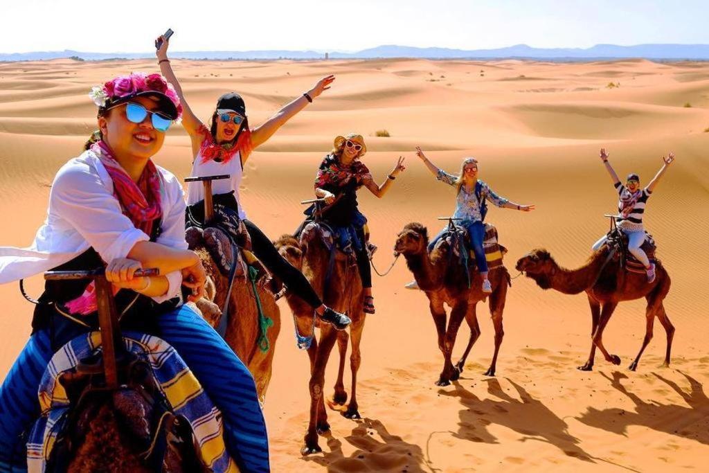 Merzouga Paradise Luxury Camp Exterior photo