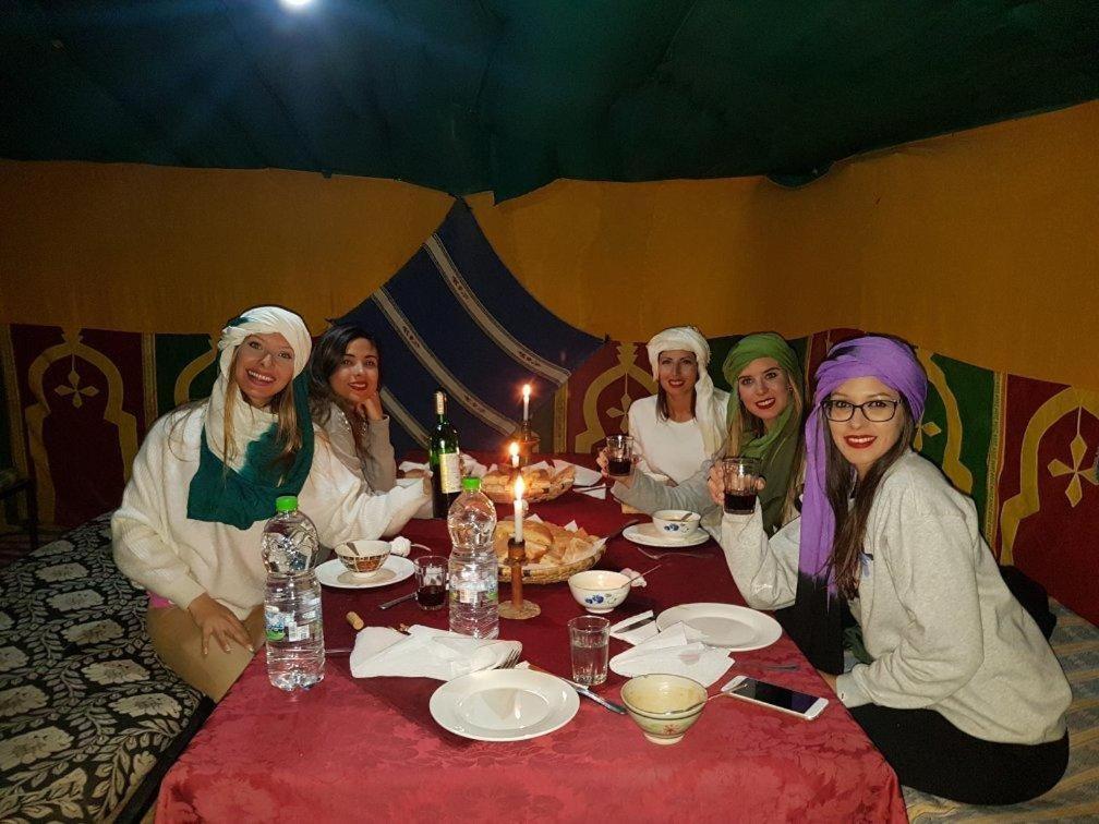 Merzouga Paradise Luxury Camp Exterior photo