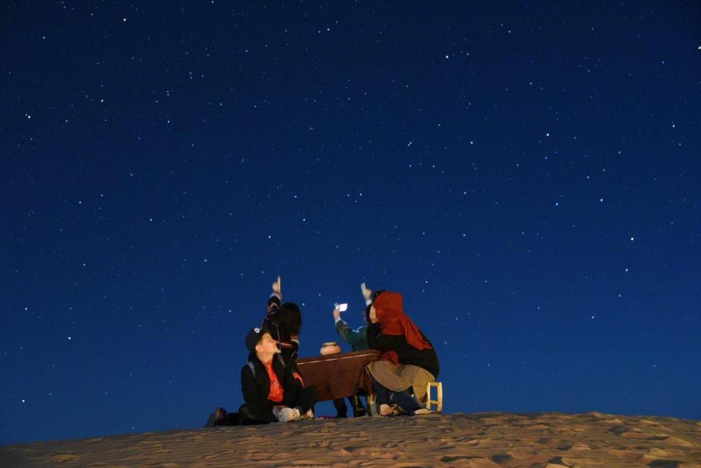 Merzouga Paradise Luxury Camp Exterior photo